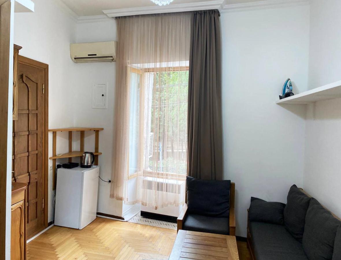 Pretty House Apartamento Tbilisi Exterior foto