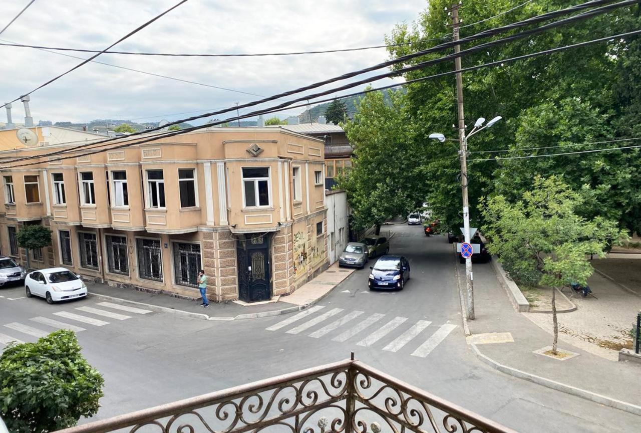 Pretty House Apartamento Tbilisi Exterior foto